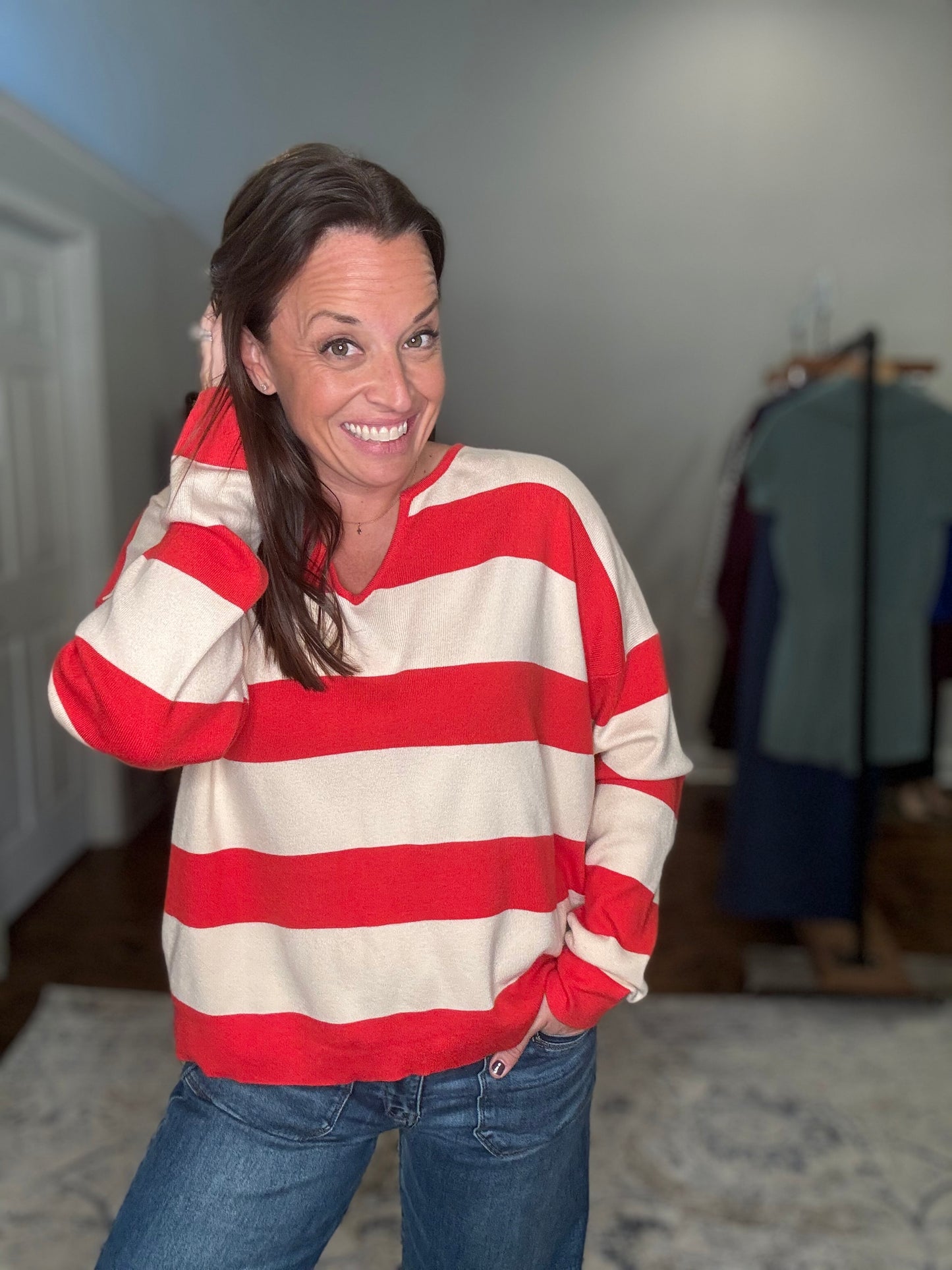 Cherry cream notch knit sweater