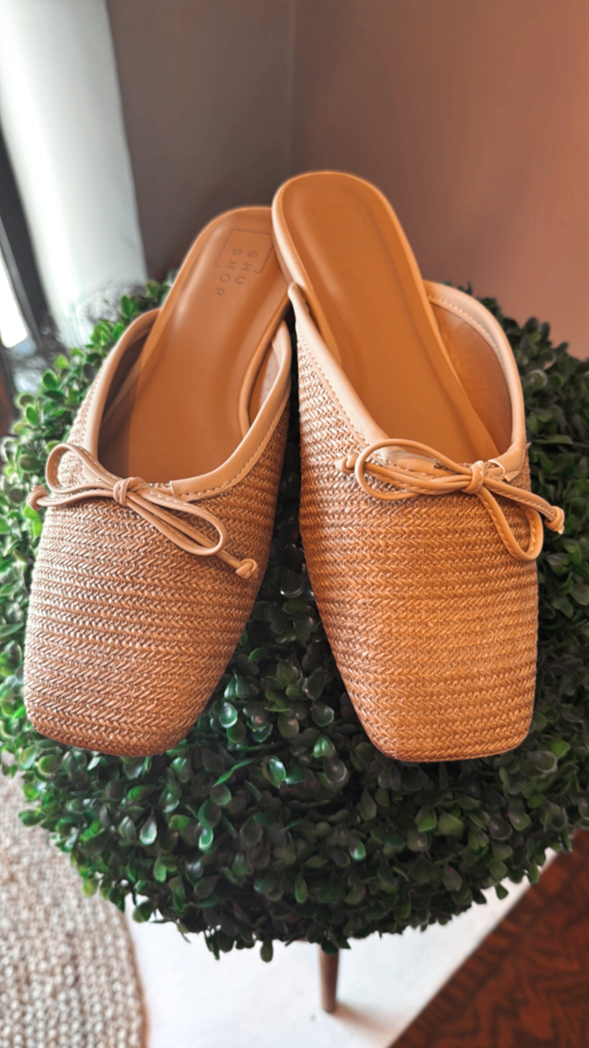 Andie woven mule