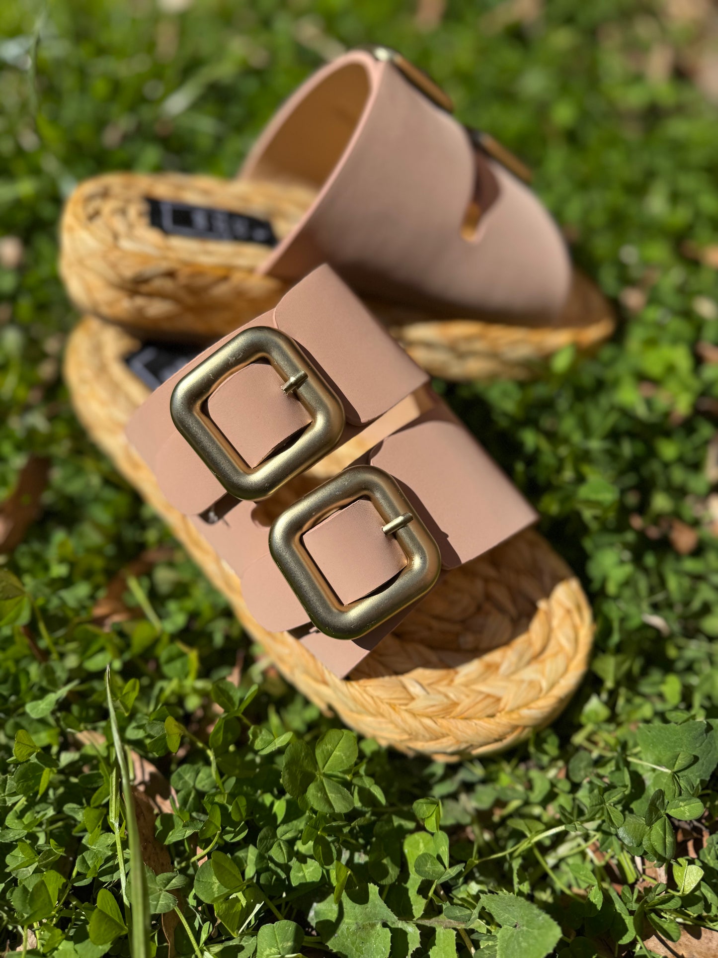 Billie straw sandals