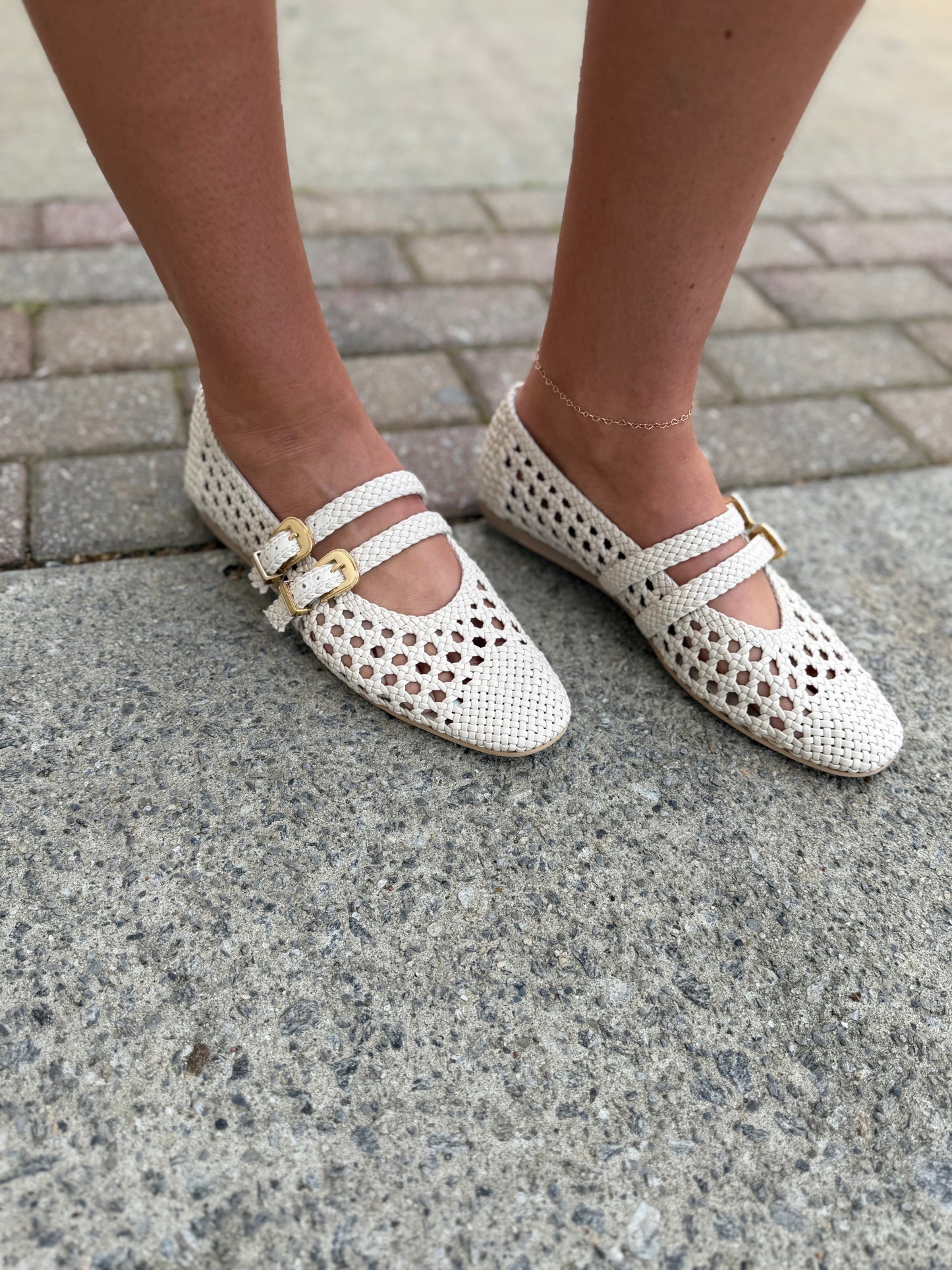 Baylee woven flats