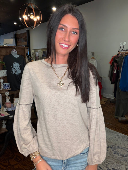 EG English popover taupe top