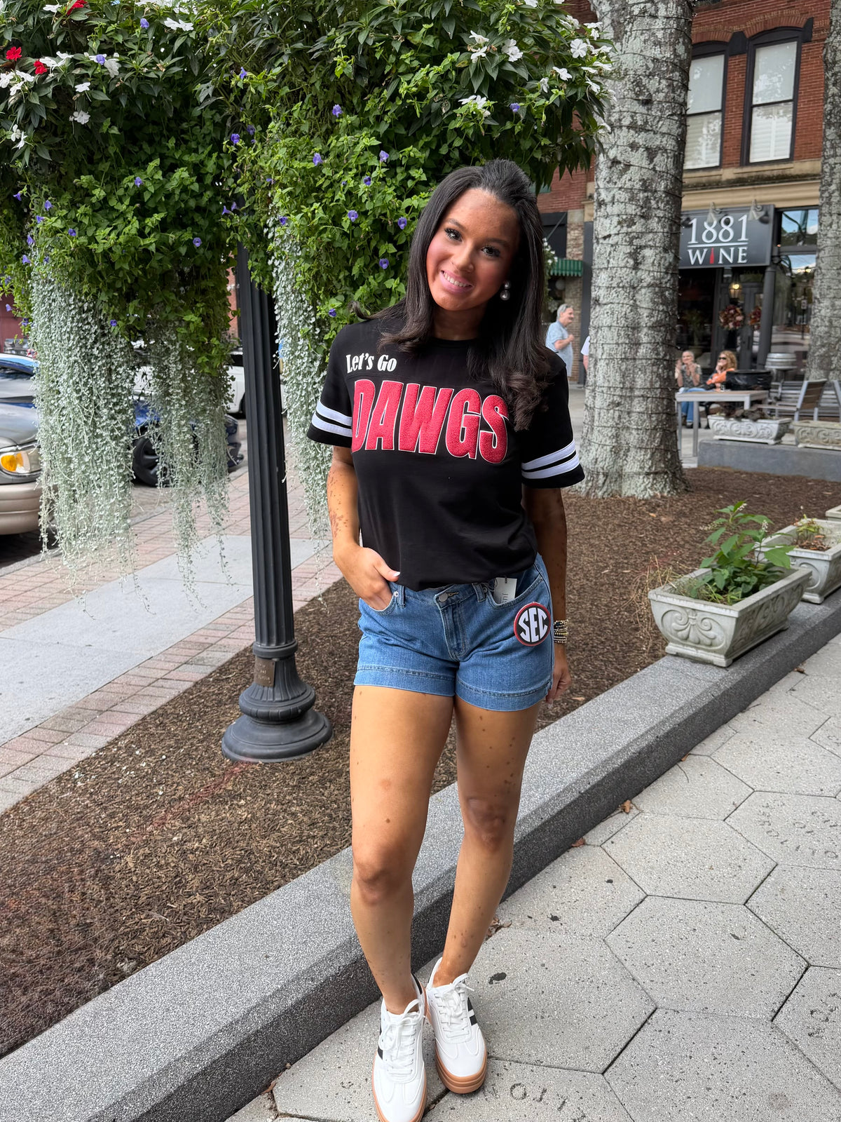 Dawgs jersey tee