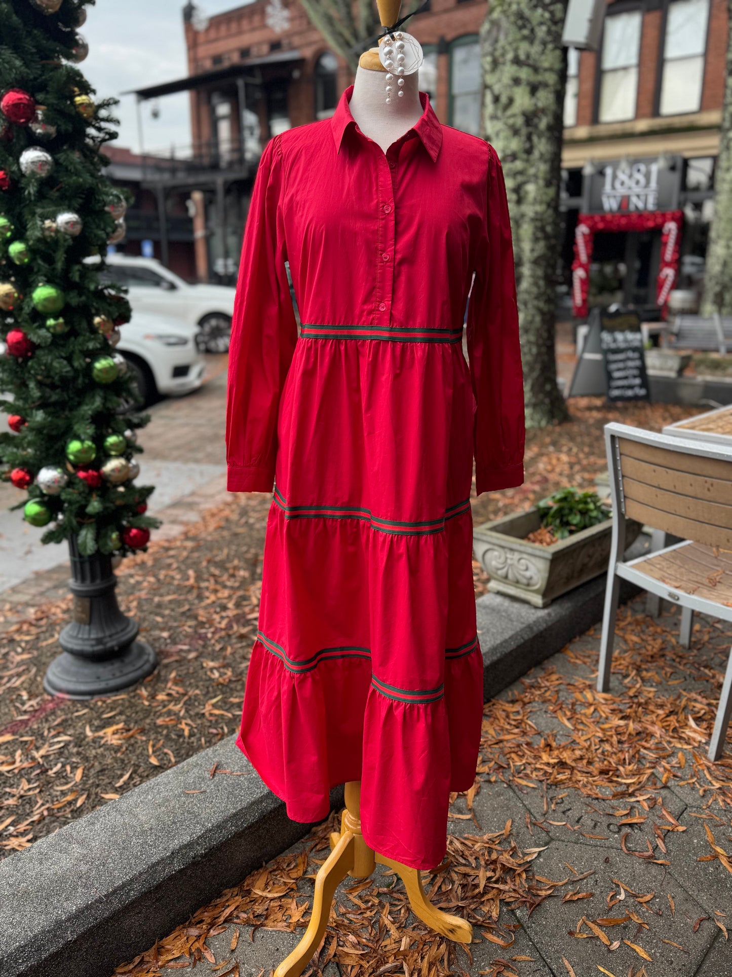 Traditional Christmas maxi