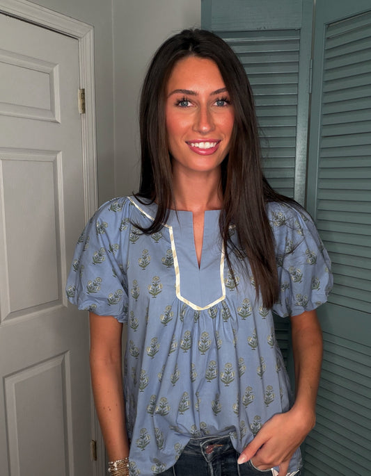Periwinkle notch neck top