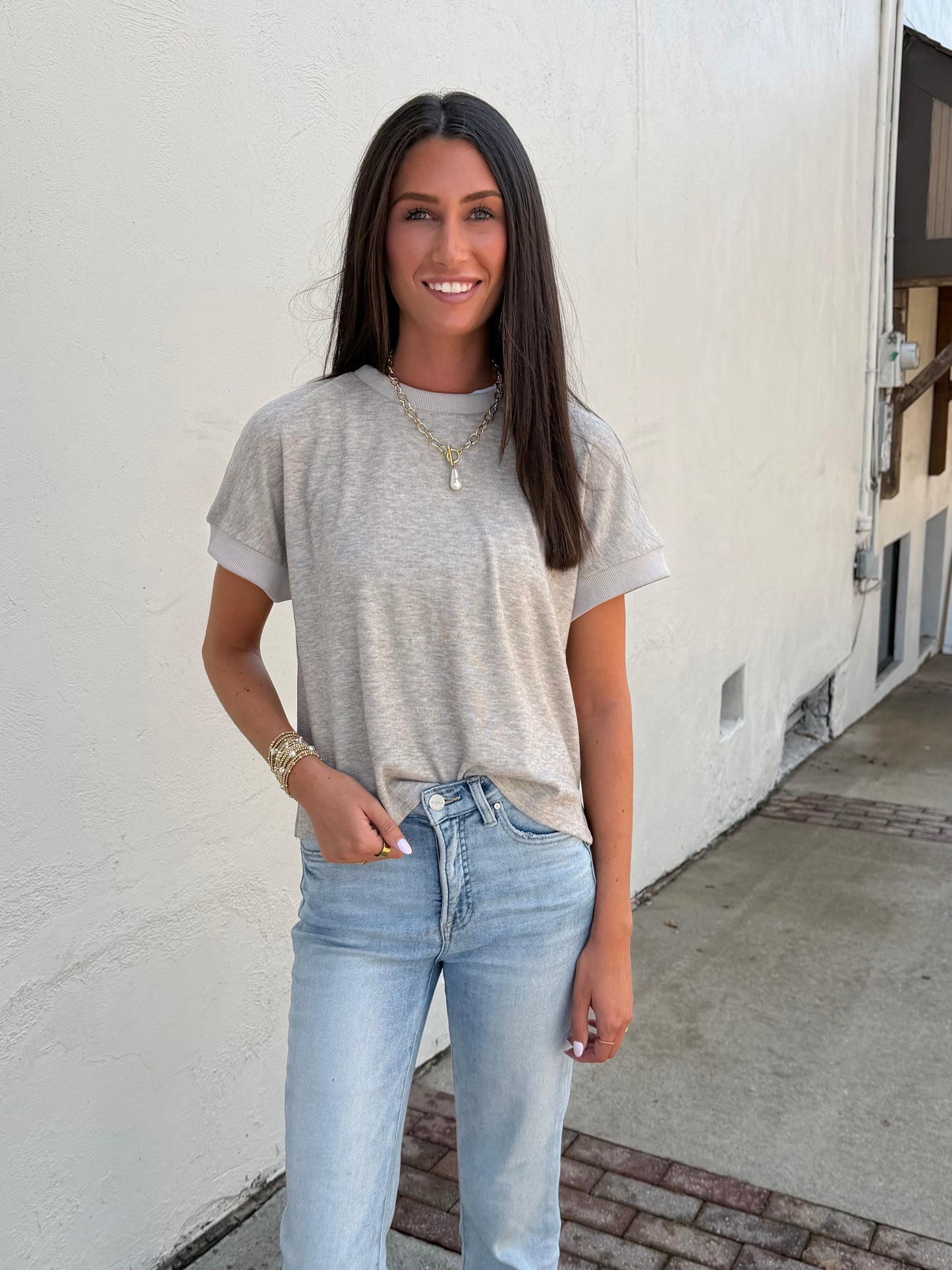 Short sleeve knit top