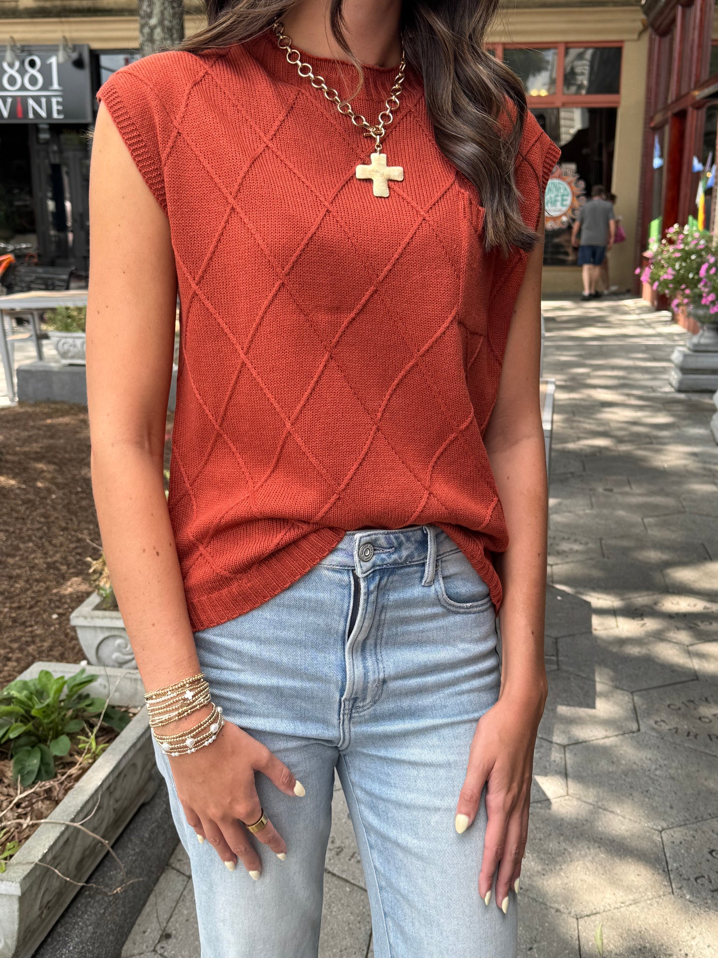 Diamond textured knit top