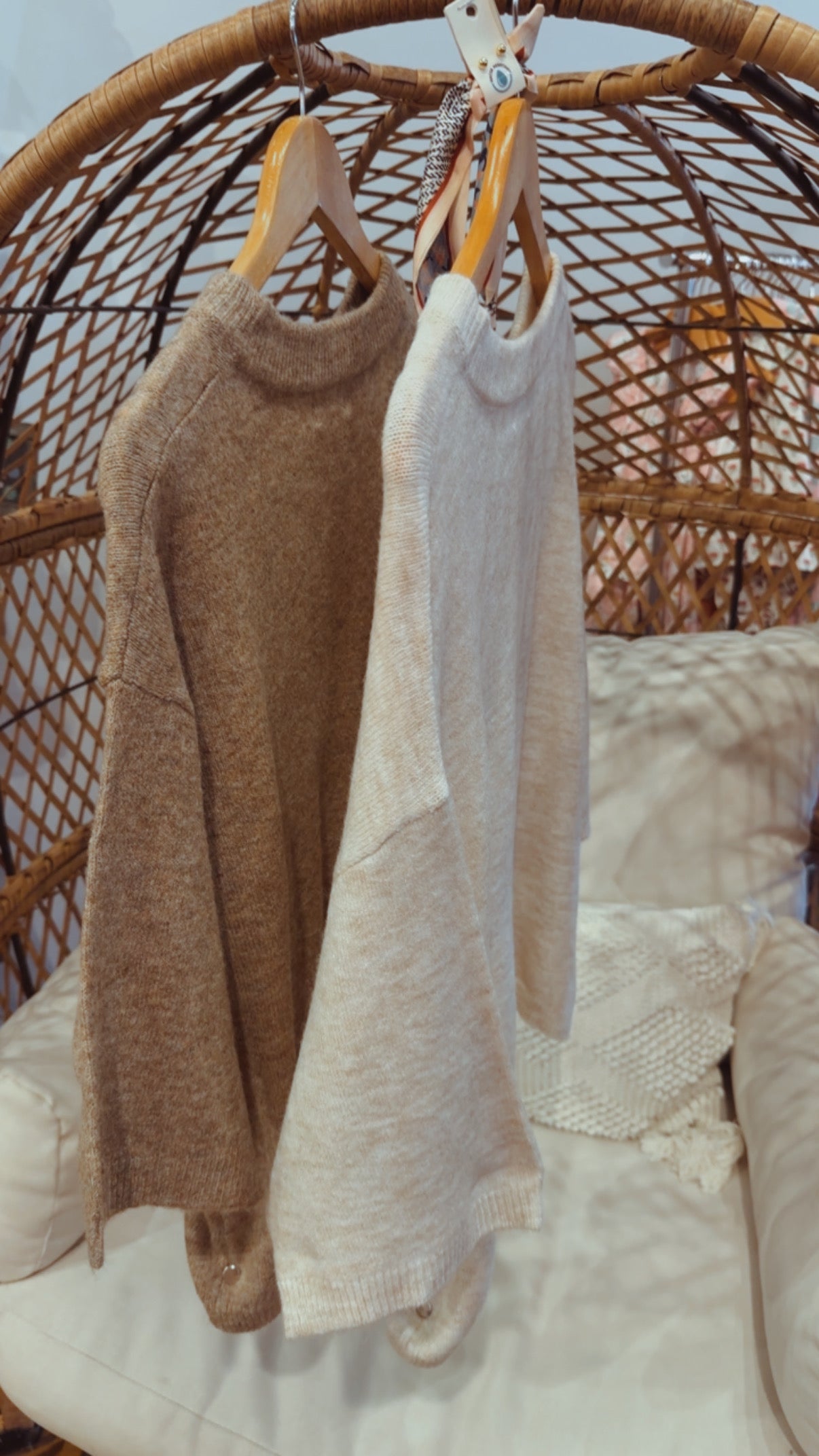 Heathered half sleeve sweater