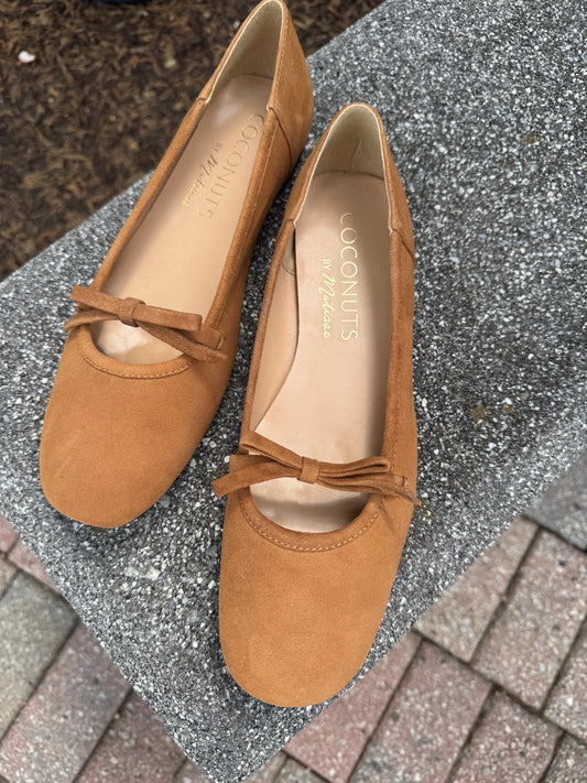 Missy tan flats